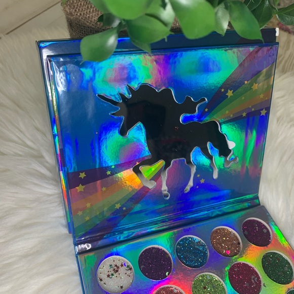 NWT Unicorn Glitter Sparkle Eyeshadow Palette - Picture 6 of 8